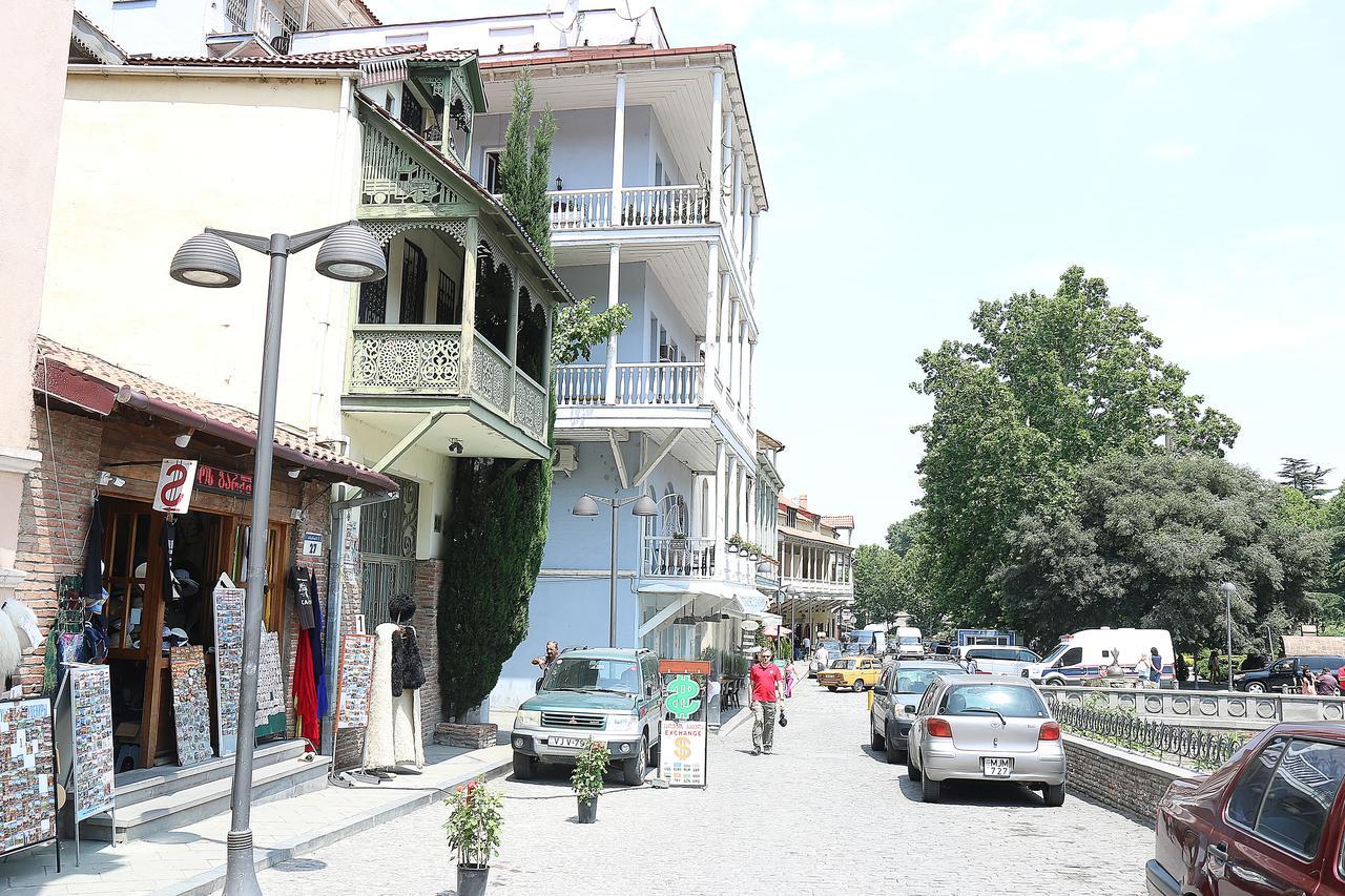 Apartment On Botanikuri 17 Tbilisi Exterior photo